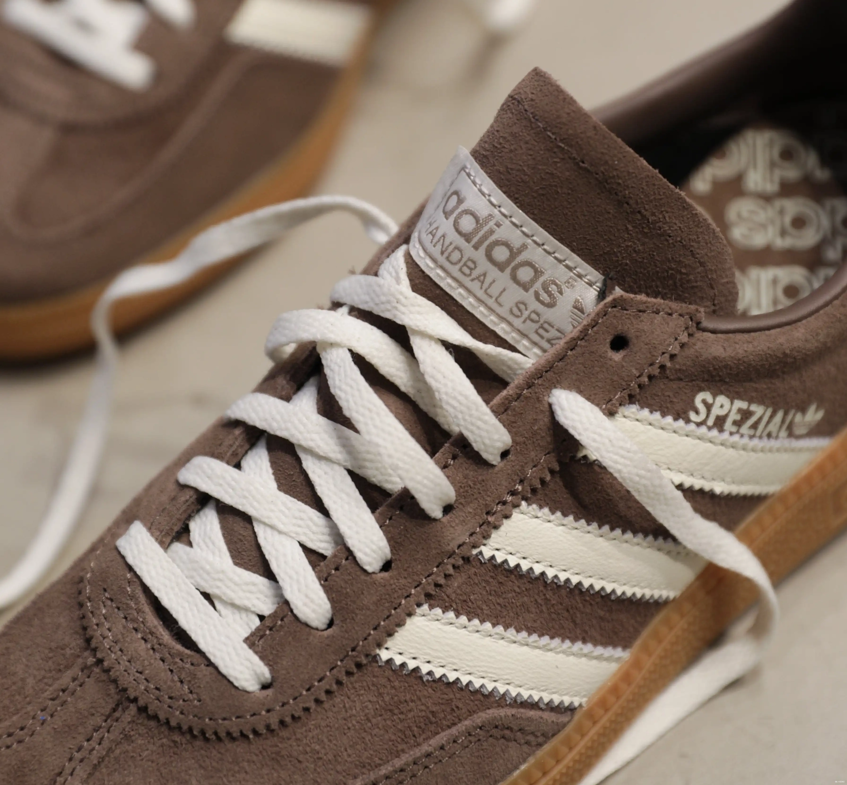 W Gum Spezial Strata Earth Handball adidas 0622